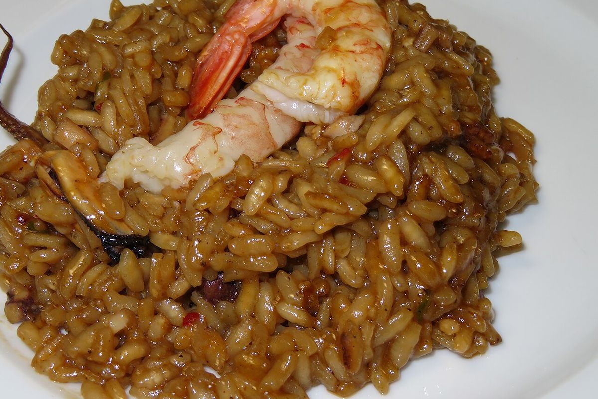 Arroz del senyoret terminado, listo para servir