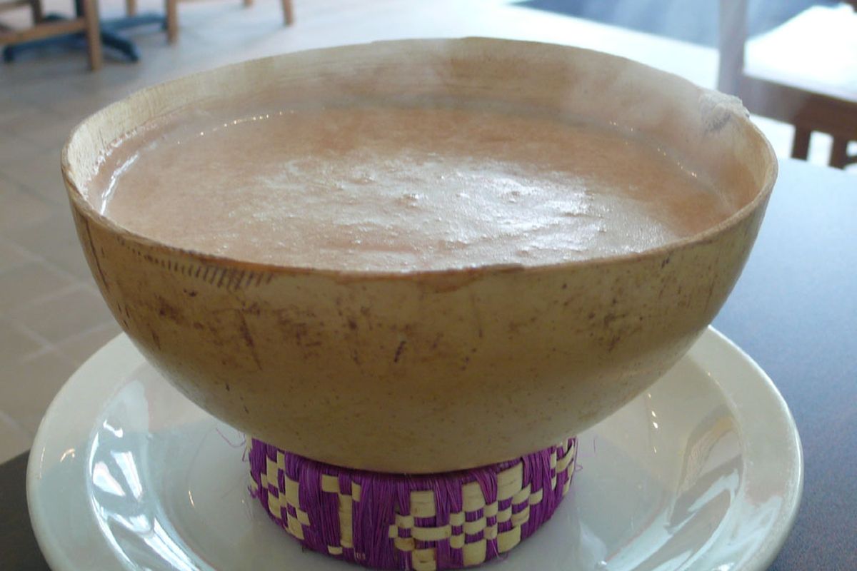 Champurrado terminado, listo para servir