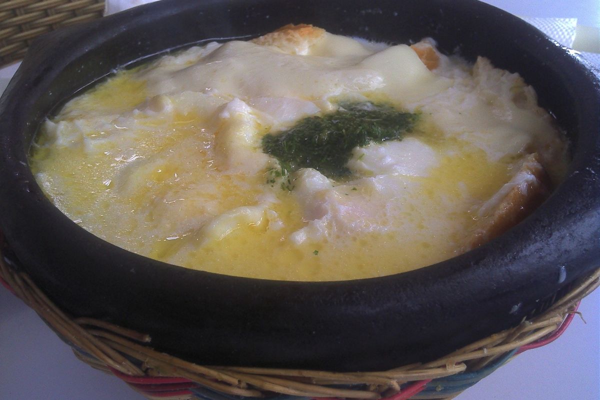Changua terminado, listo para servir