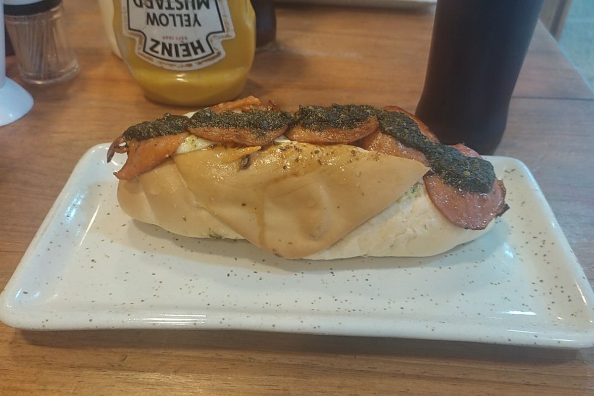 Choripán terminado, listo para servir