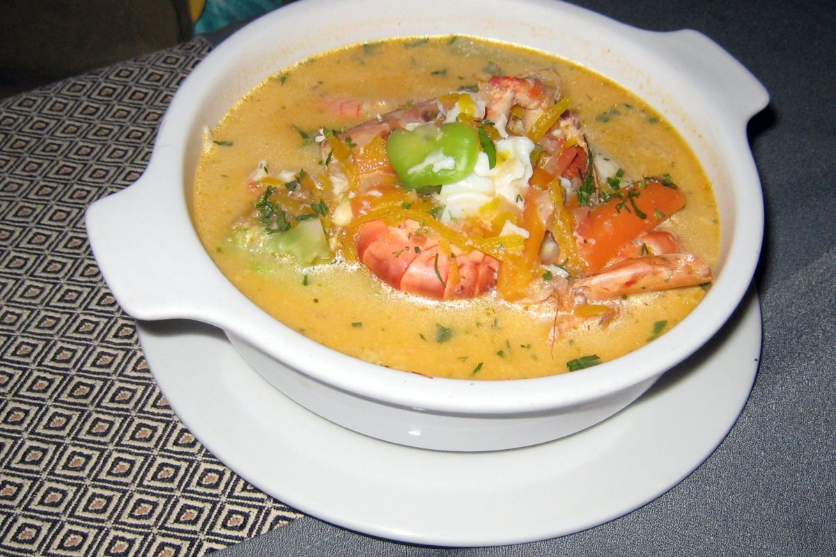 Chupe de camarones terminado, listo para servir