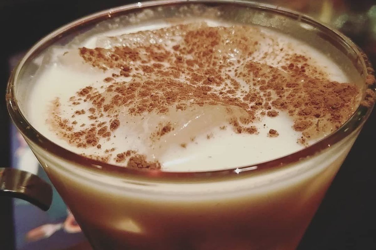 Coquito terminado, listo para servir