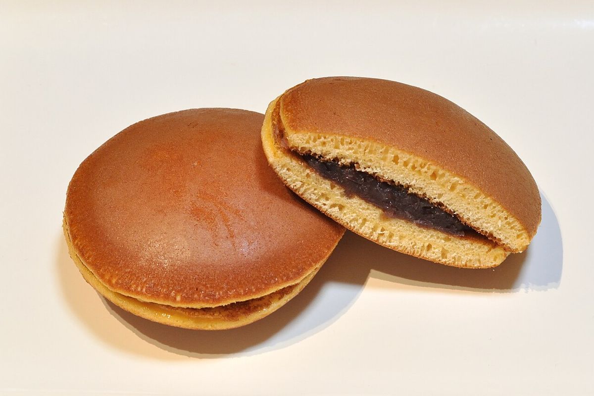 Dorayaki terminado, listo para servir