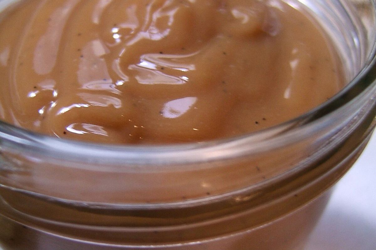 Dulce de leche casero terminado, listo para servir