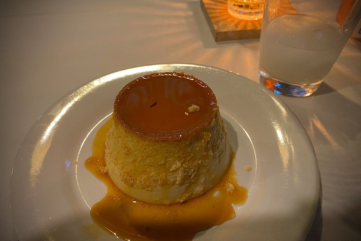Flan napolitano terminado, listo para servir