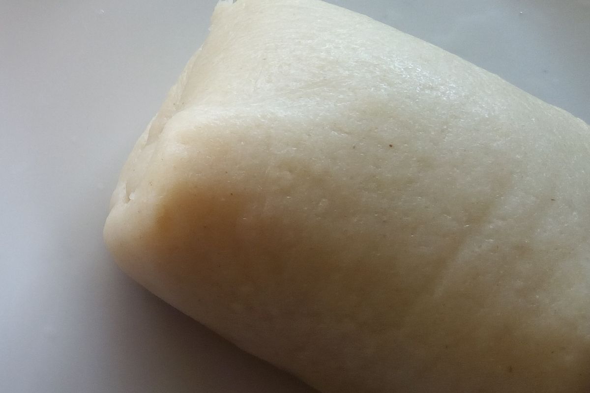 Foutou de plátano terminado, listo para servir