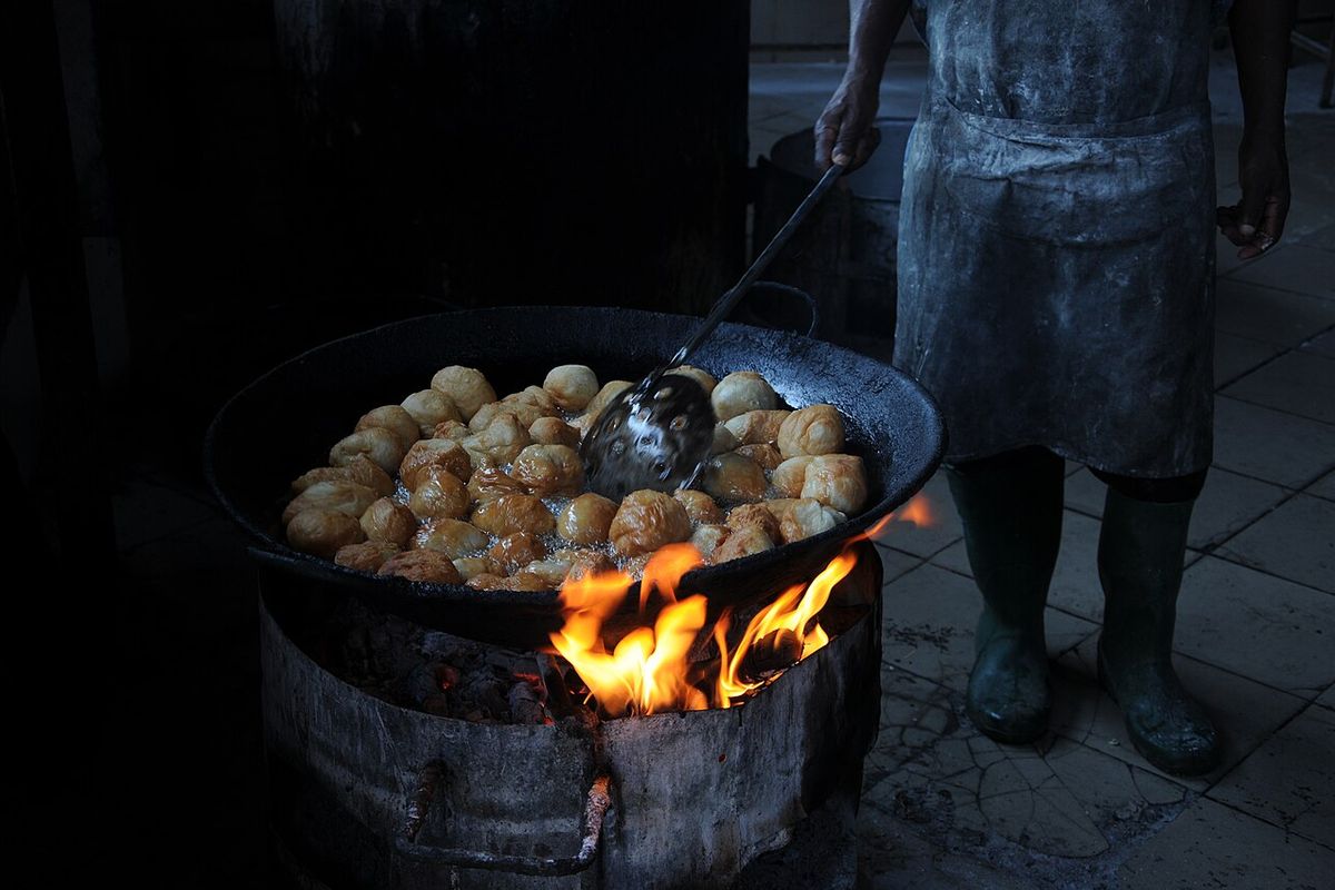 Mandazi terminado, listo para servir