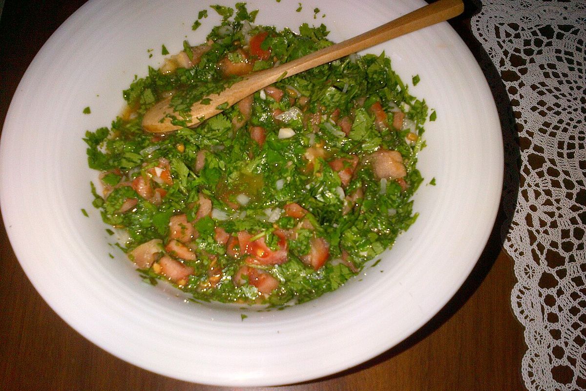 Pebre terminado, listo para servir