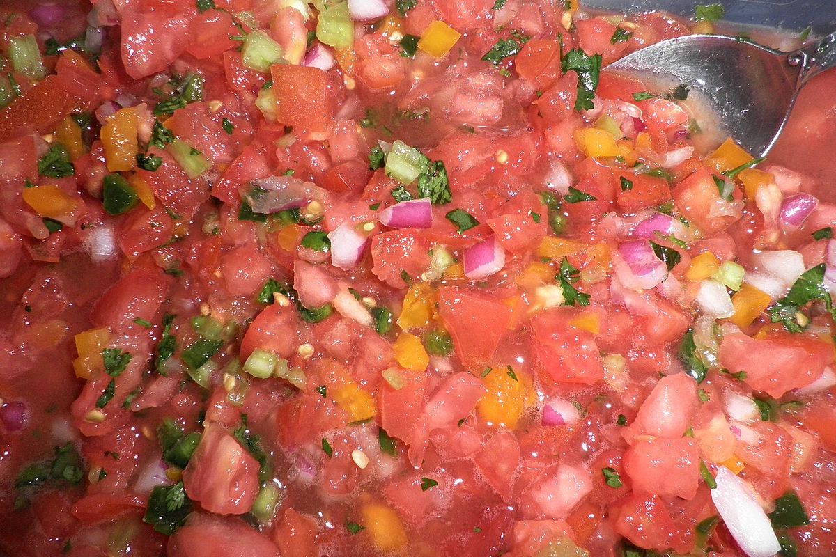 Pico de gallo terminado, listo para servir