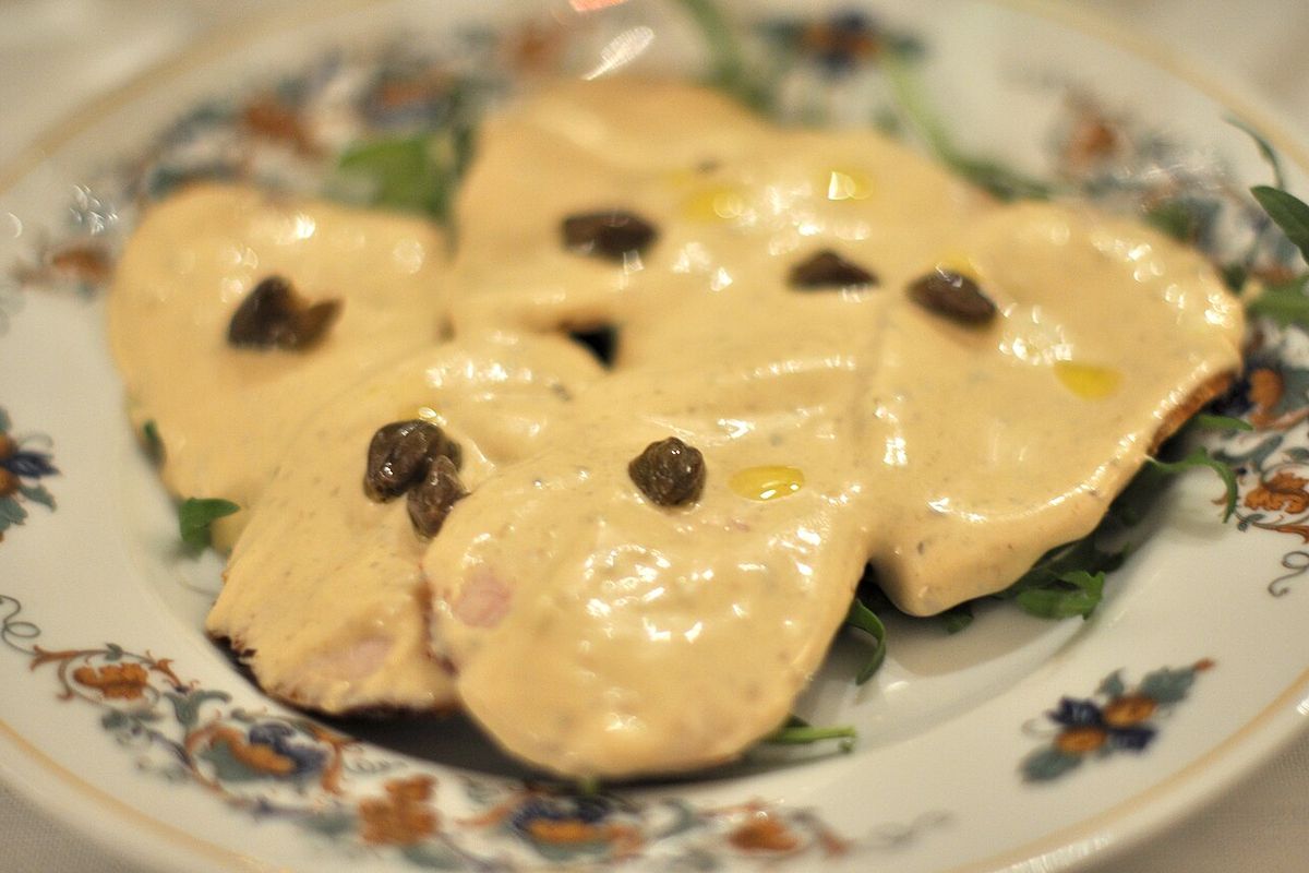 Vitel toné terminado, listo para servir